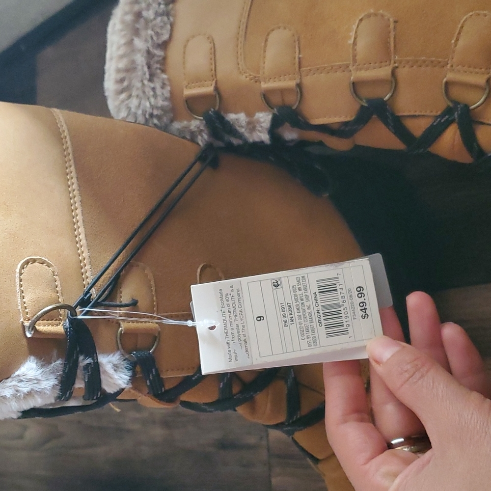 Winter boot - Picture 3 of 6